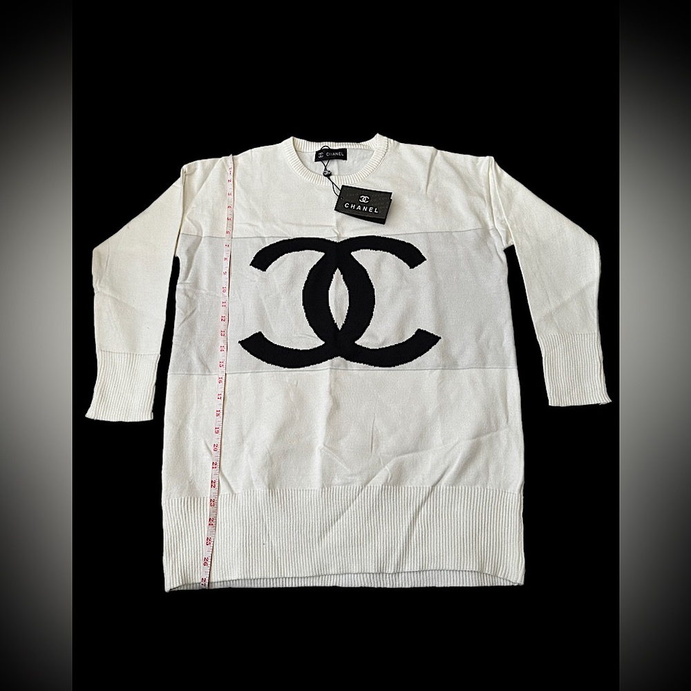 Fashion sweater